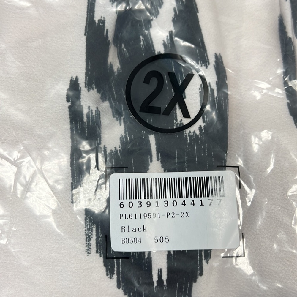 NIB - Womens Maxi Summer Dress, Pink with Black Geometric Pattern - 1X, 2X, 3X - Picture 12 of 13